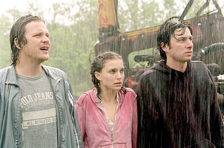 Ist Zach Braff besonders groß oder ist Miss Portman wirklich so klein? (und hat sie Elbenohren?) Ist Zach Braff besonders groß oder ist Miss Portman wirklich so klein? (und hat sie Elbenohren?)